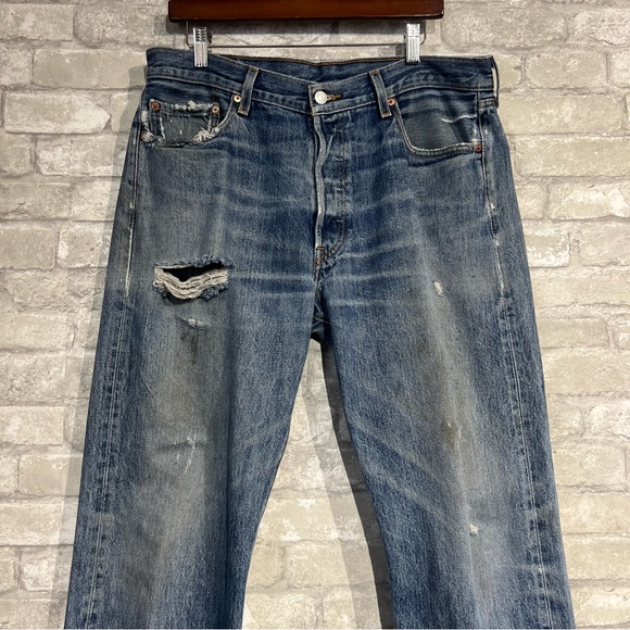 36x36 Vintage 90s Y2K Levi's 501Button Fly Medium Wash Dad Jeans *Flawed* - Picture 15 of 16